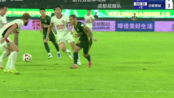 游泳赛场再起风云：江南青龙队读秒绝平瓯越火狐队，新援首秀制胜锋线火力回暖(奥运浙江泳军出战游泳世界杯)