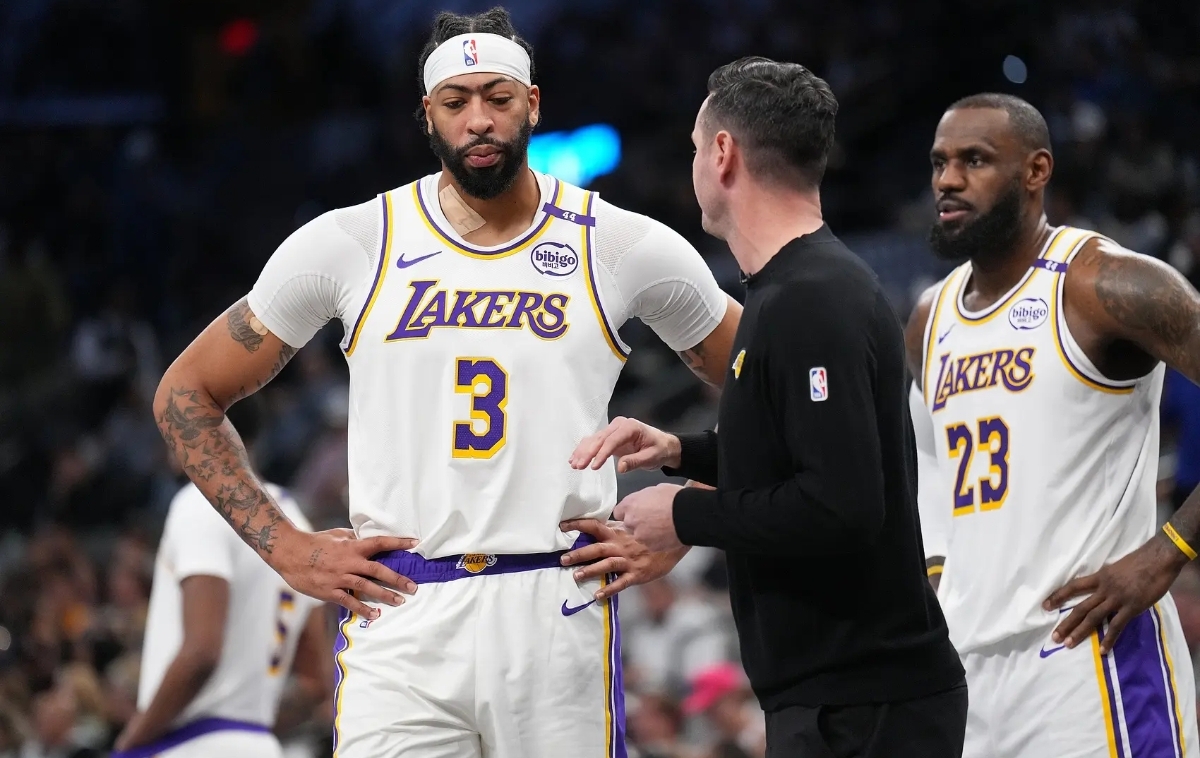 塞尔维亚队带队取胜！，浓眉哥重要时刻持续失利赢得满堂喝彩(18年骑士季后赛阵容名单)