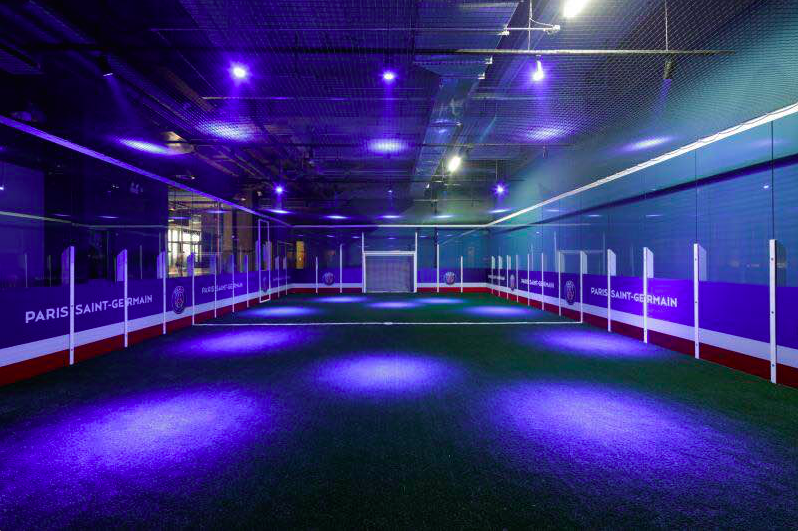 巴黎圣日耳曼训练开放日；集结日迎来里程碑引欢呼；NBA常规赛在即；赛程密集仍需轮换的简单介绍