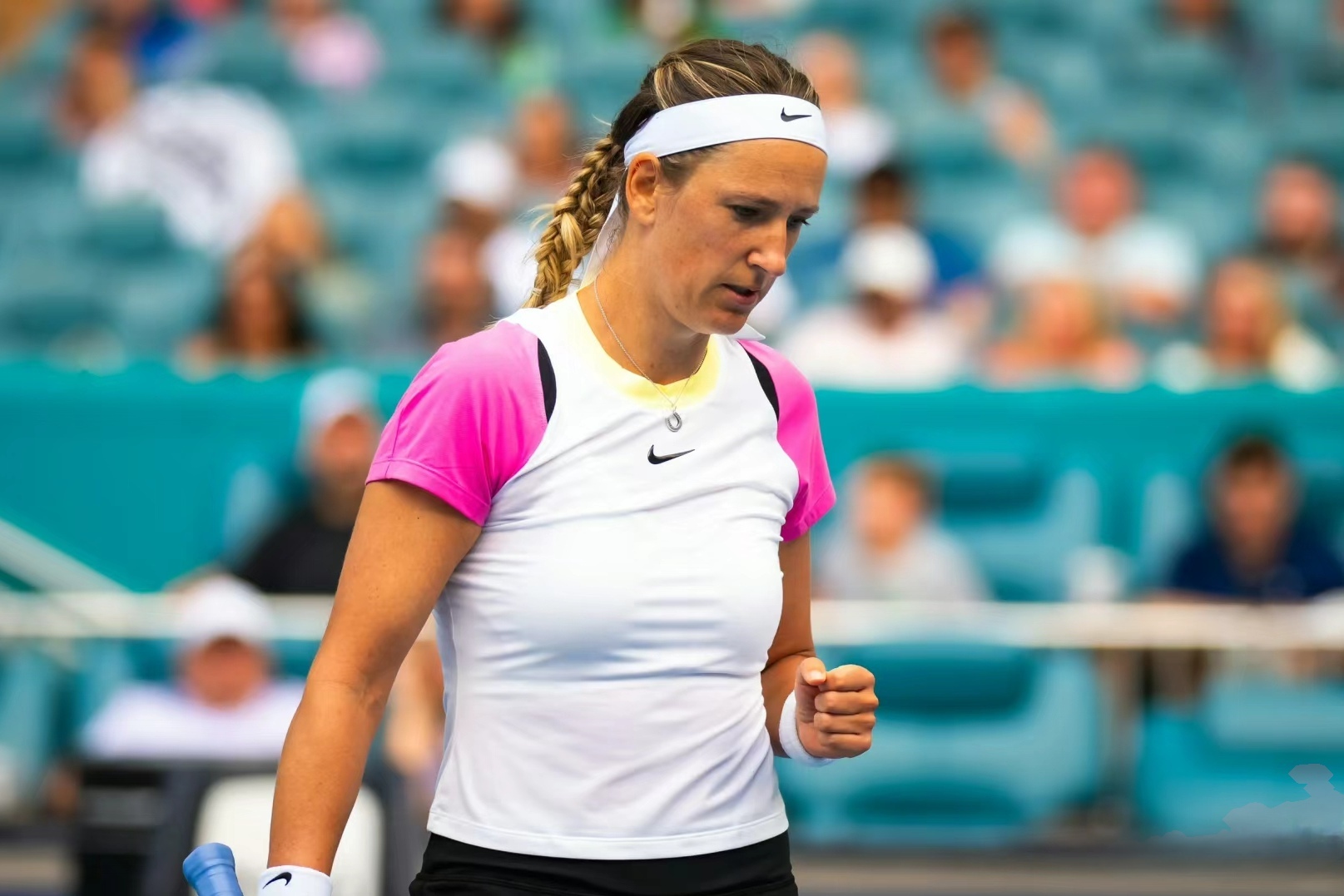 开云体育- 阿扎伦卡个人资料 